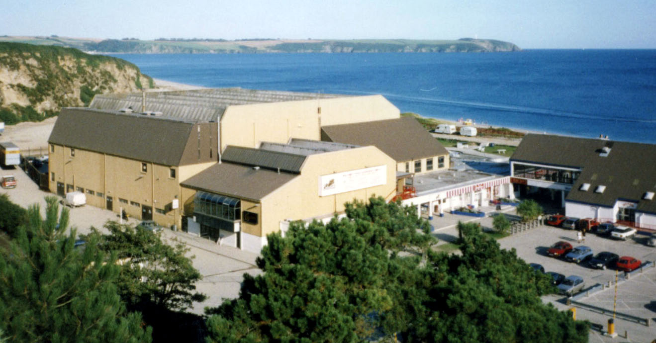 Coliseum 1990s